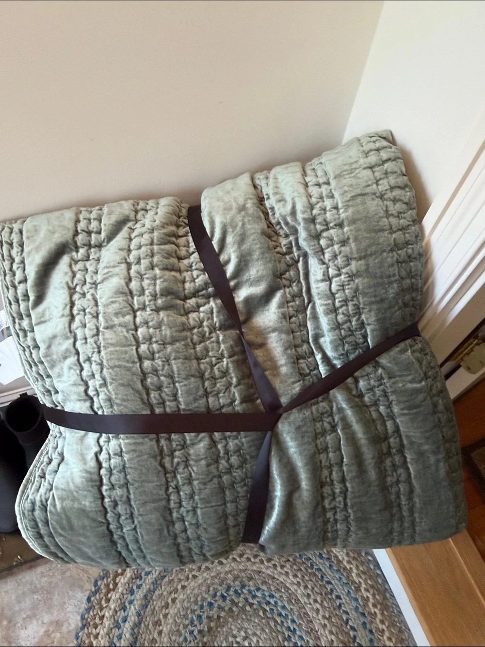 Anthropologie Lustered Velvet Alastair Quilt Size Queen NWT